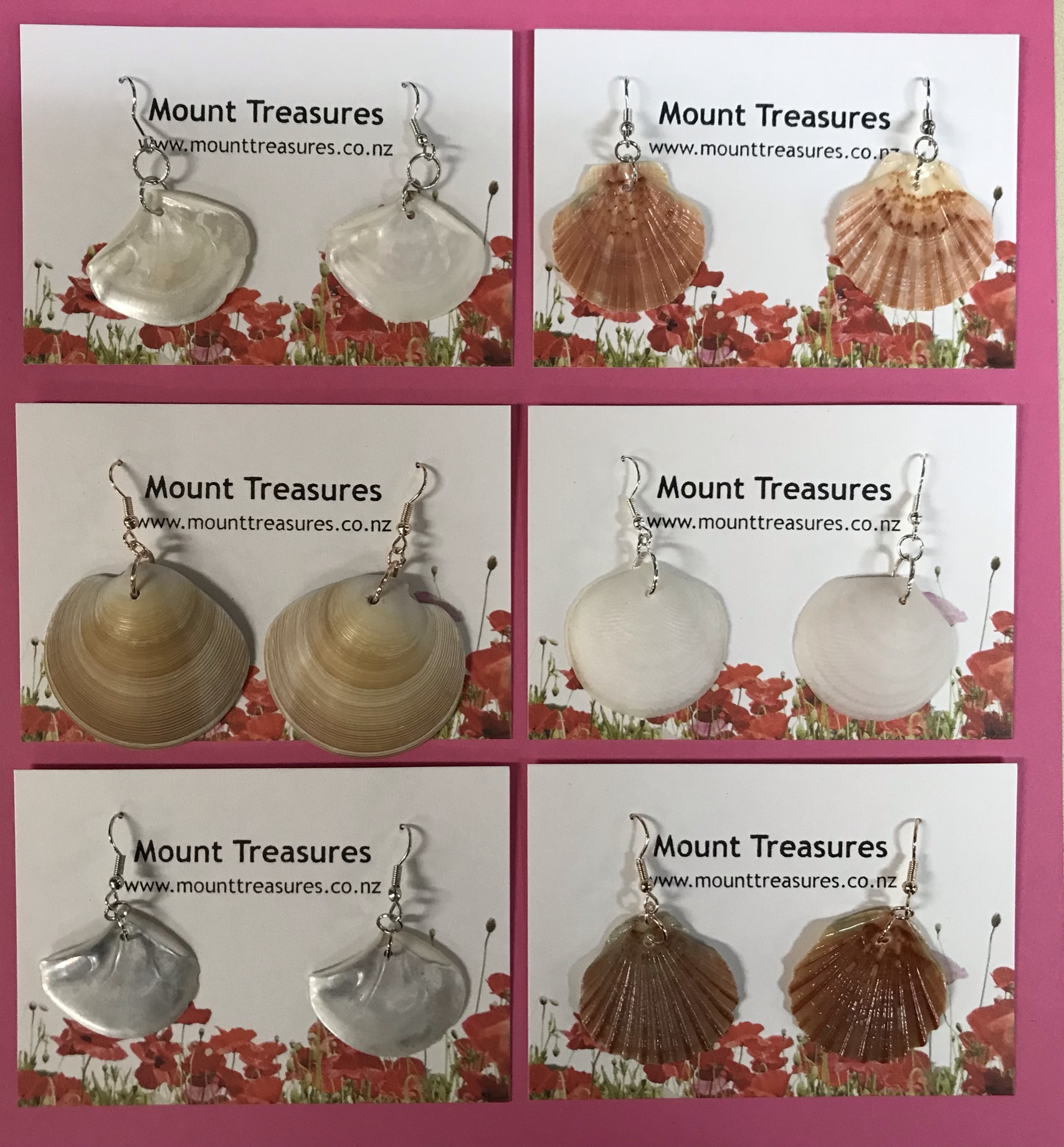 mount treasures
